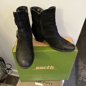 Earth boots. Zip on sides for easy access. Dress up or casual.